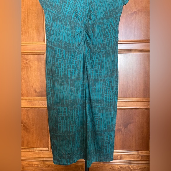 MaxMara Dress Cap Sleeves Emerald Green Size 12 - Picture 9 of 16